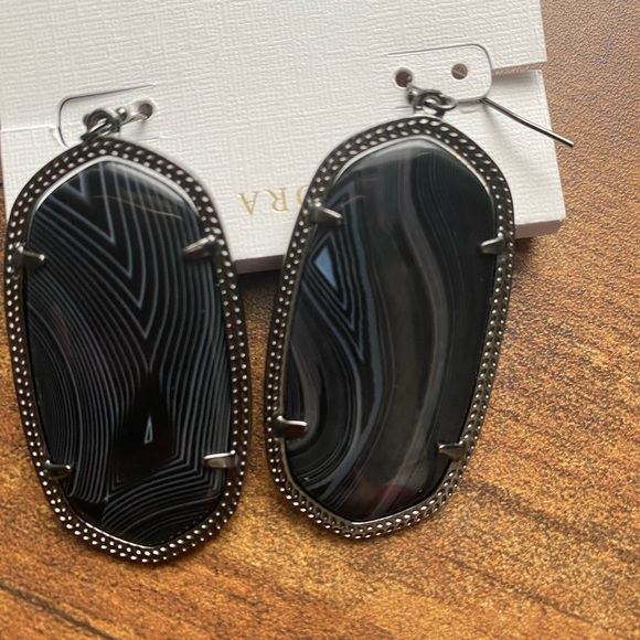 SOLD Kendra Scott Danielle BBA - Picture 3 of 3